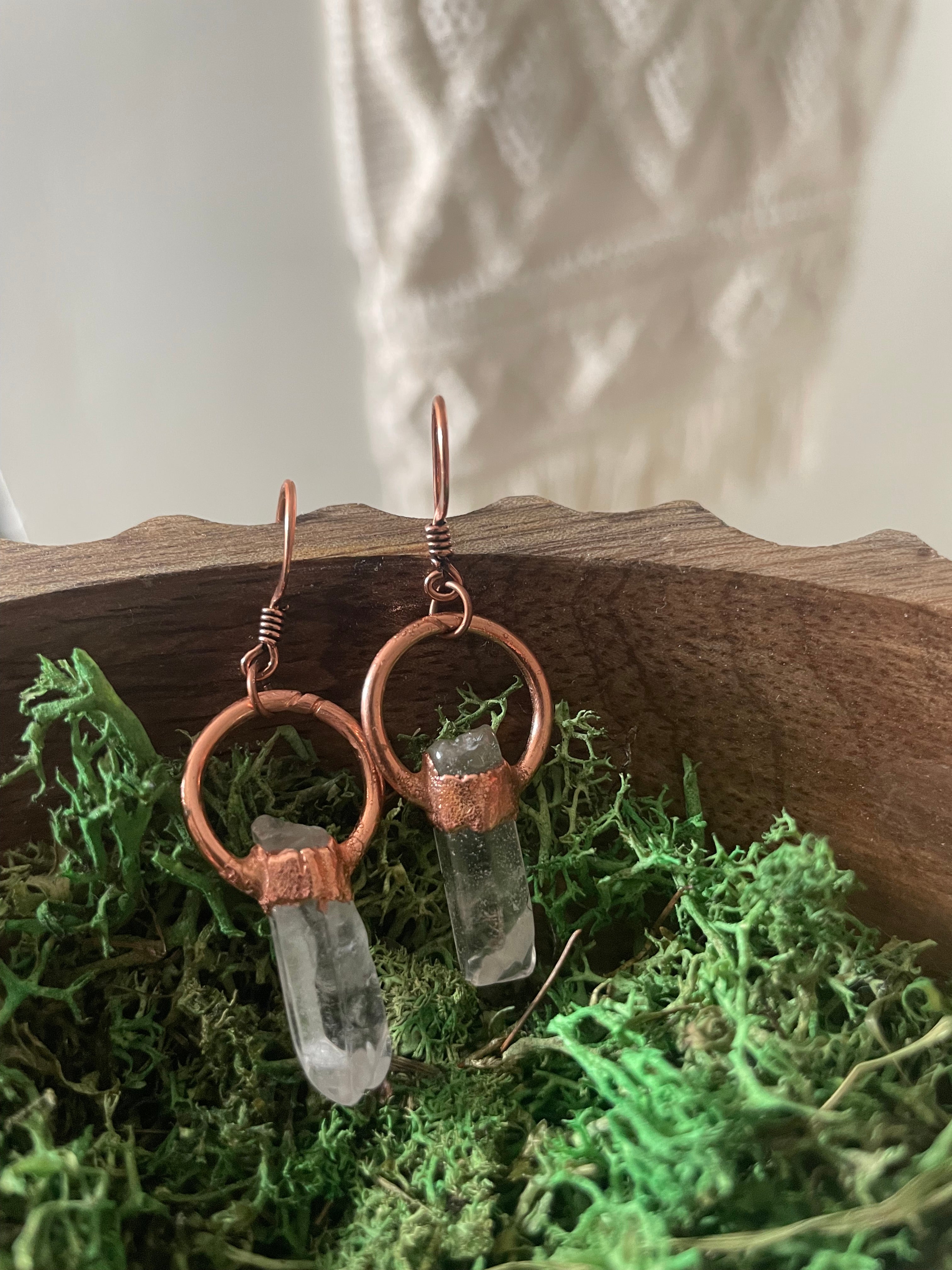 Needle quartz copper outlet electroformed earrings